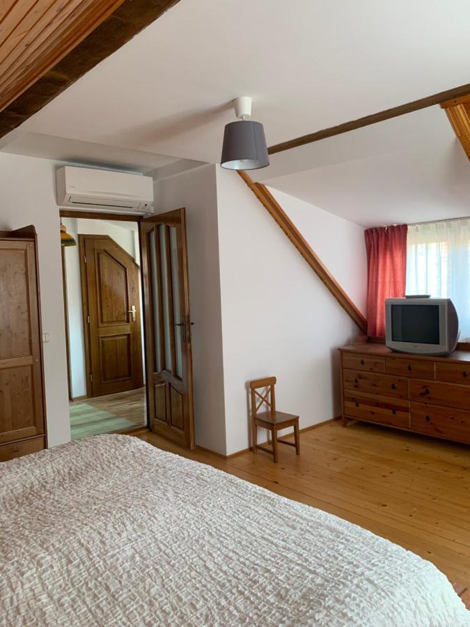 Casa Veche “Old House” Villa Сибил Екстериор снимка